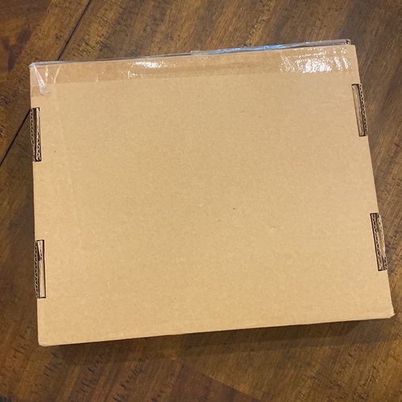 Full size sheet set Amazon basic New in sealed box. Grey gingham plaid - Picture 8 of 8